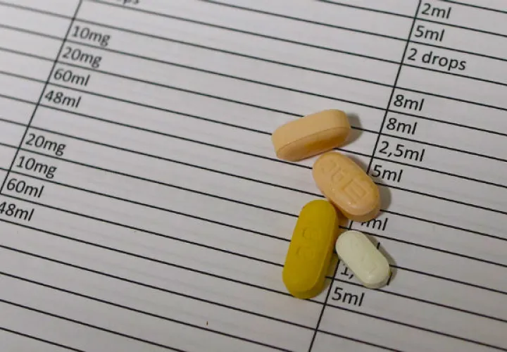 Imagen de píldoras con antibióticos. Foto: EFE/Archivo
