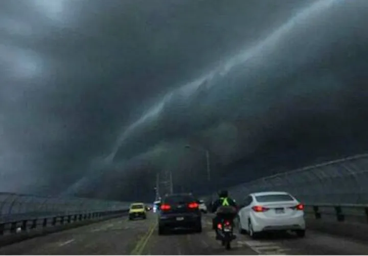 Vía Puente de Las Américas. @TraficoCPanama.  