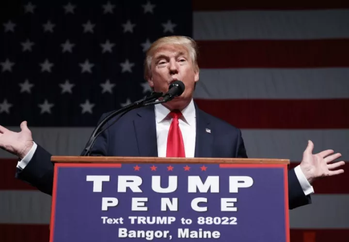 El escándalo rodea la campaña presidencial de Donald Trump. AP