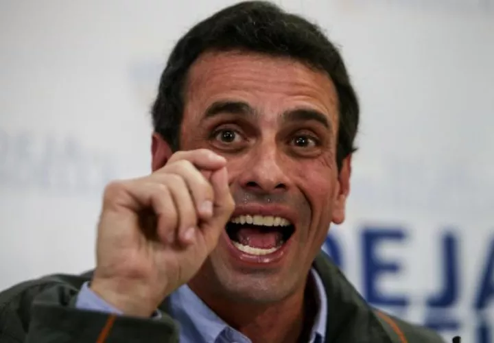 El gobernador de Miranda, Henrique Capriles, dice que le harán frente al Gobierno. /Foto EFE