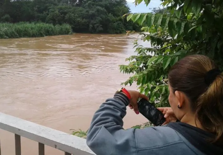 La preocupación de los productores santeños por el tema del agua sigue latente. /Foto Zenaida Vásquez