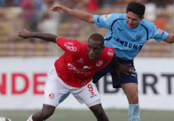 Luis Tejada marcó 25 goles en el torneo descentralizado de Perú 2016. /Foto Grupo Epasa