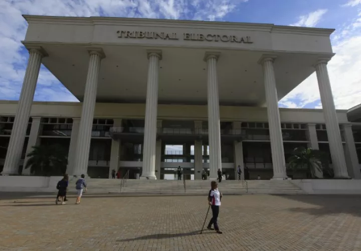 El nuevo magistrado del Tribunal Electoral deberá lograr 36 votos para ser designado. /Foto Edwin González