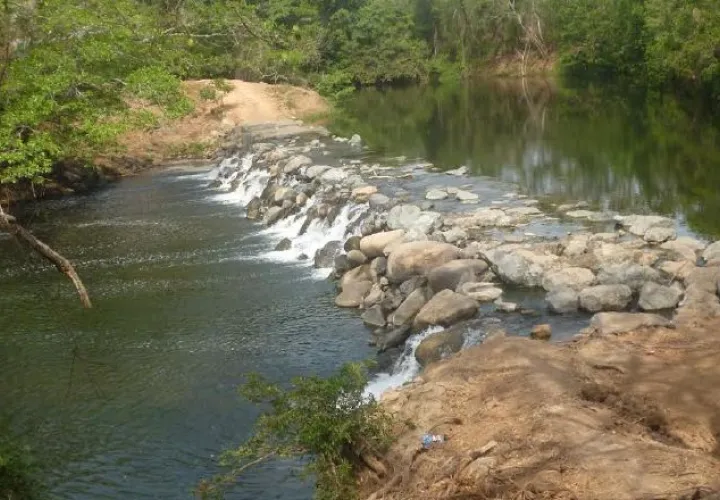 El río La Villa debe permanecer en constante monitoreo por parte de las autoridades. Thays Domínguez