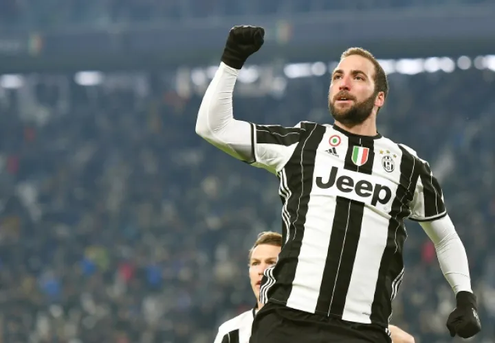 Gonzalo Higuaín es goleador con el equipo de Turín. /Foto AP