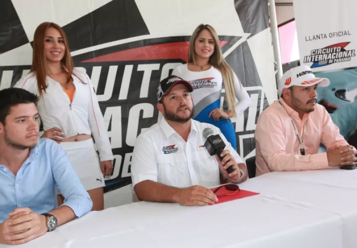 Organizadores brindan detalles del evento. /Foto Anayansi Gamez