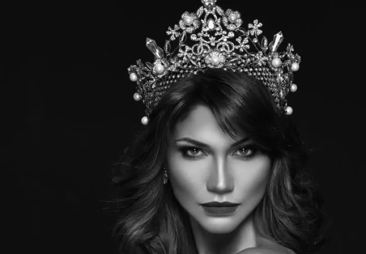 Sitios web especializados en concursos colocan a Keity Drennan en las primeras posiciones del ‘top’. La panameña llegó ayer a Manila y será compañera de cuarto de ‘miss’ Venezuela.
