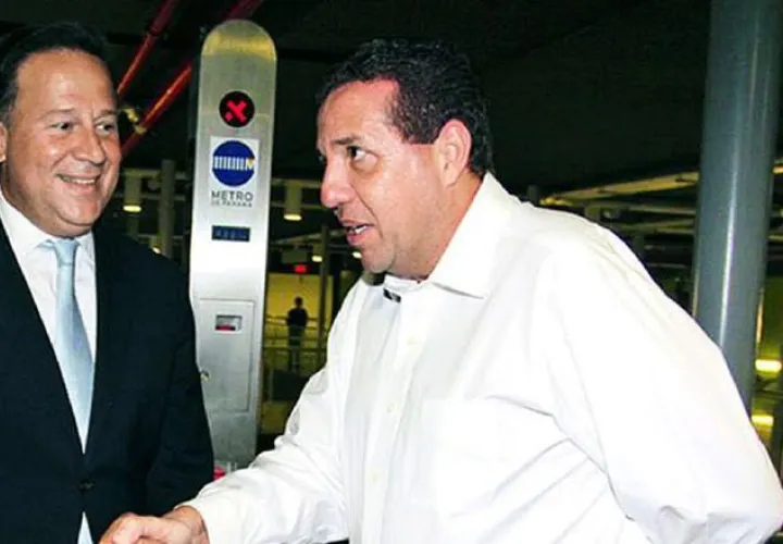 El presidente Juan Carlos  Varela, junto a Andrés Revelo, representante de Odebrecht en Panamá. Cortesía