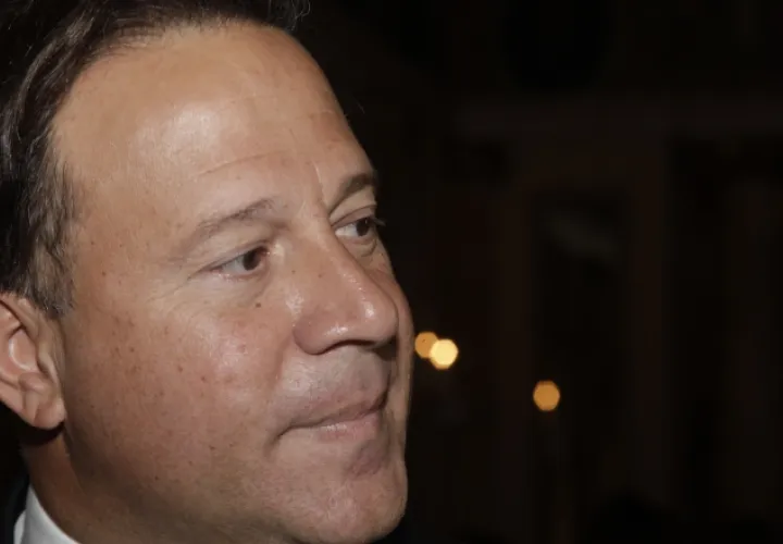 Analistas advierten que Movin se desvincula del presidente Juan Carlos Varela para defender sus intereses económicos.   Archivo 