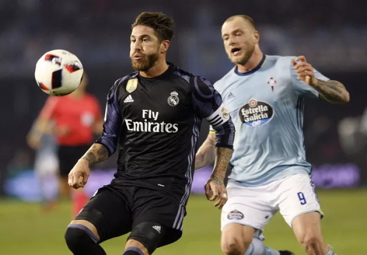 El Real Madrid solo ha ganado uno de sus cuatro últimos partidos. Foto/EFE