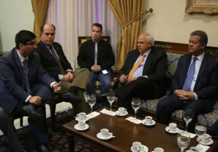 Reunión entre Ernesto Samper y líderes de la oposición venezolana. FOTO/EFE