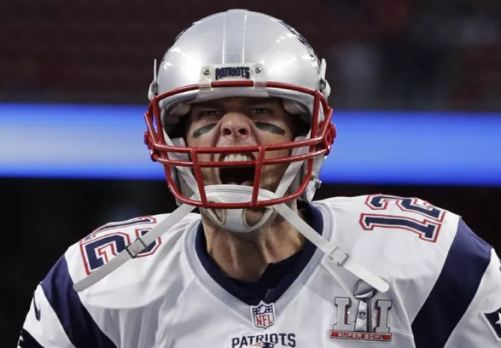 Tom Brady le  ha pedido a la afición que lo ayude  a encontrarla. AP