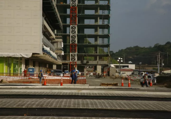 La Ciudad Hospitalaria fue una de las obras paralizadas por el actual gobierno, al aducirse auditorías. /Foto Archivo