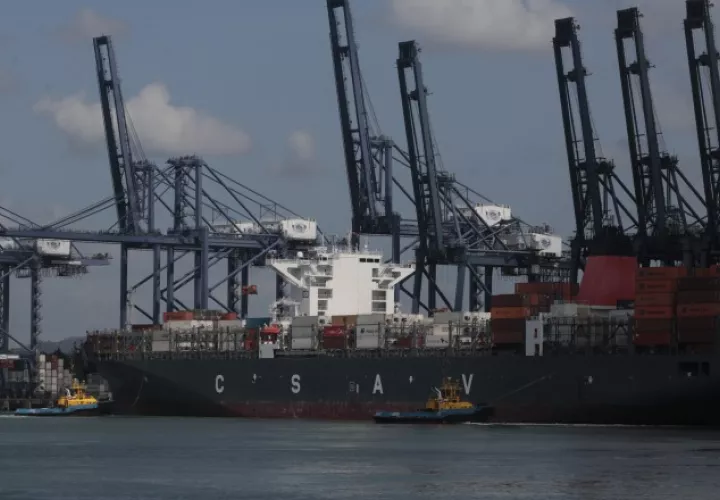 El movimiento de carga en los puertos nacionales registró una baja de 9.1% el año pasado. /Foto Archivo
