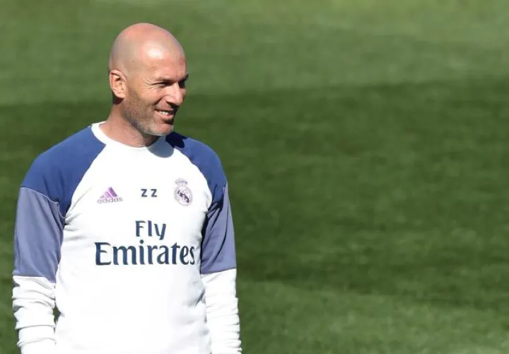 Zidane confía en sacar un buen resultado hoy para seguir en la pelea por la Liga. EFE