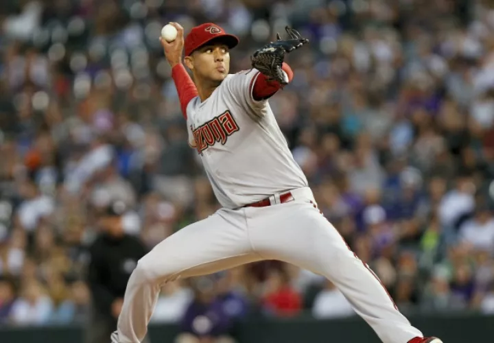 Randall Delgado acumula efectividad de 1.80 en la pretemporada. /Foto AP