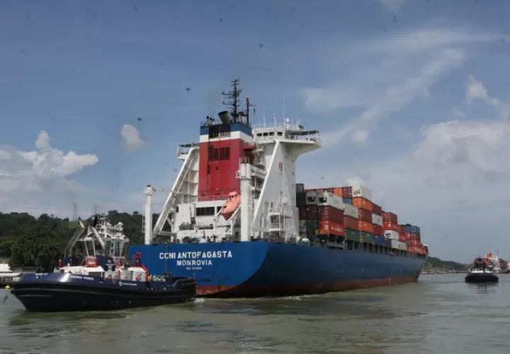 La flota de 46 remolcadores no es suficiente, según expertos, para atender la demanda existente en el Canal de Panamá. /Foto Archivo