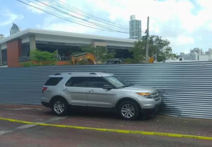 El conductor fue baleado por motorizados. /Foto Internet