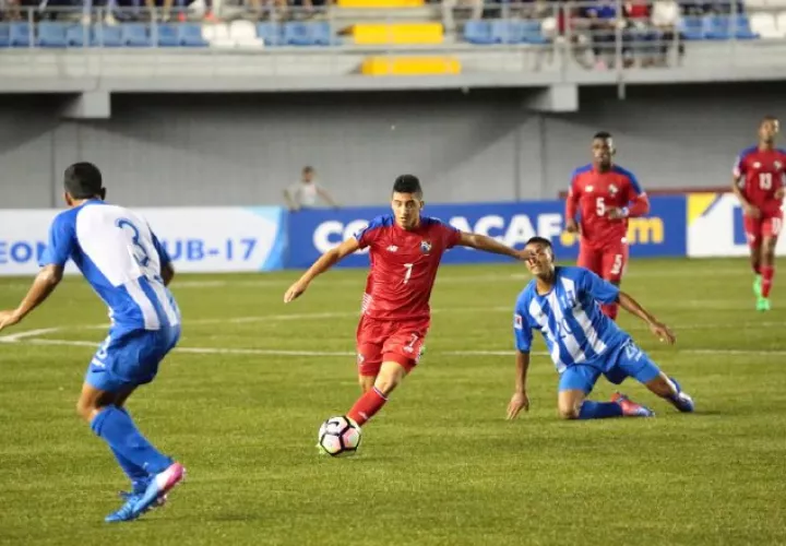 Ángel Orelien destacó frente a Honduras. /Foto Fepafut