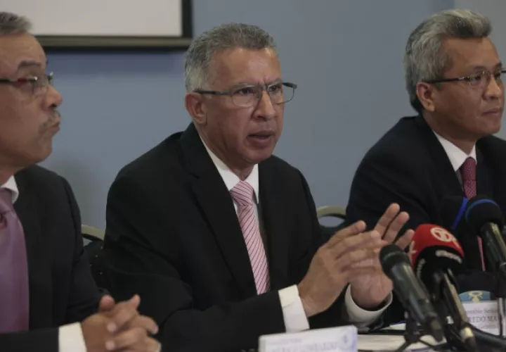 El precio de la cirugía de cada paciente  en estos hospitales privados  estaría en 45,200 dólares. /Foto Víctor Arosemana 