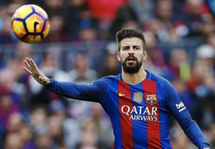 El defensa no pudo entrenar con el resto del equipo. /Foto EFE