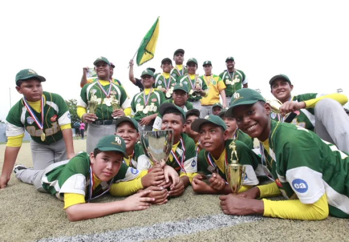 Panamá Oeste terminó el Campeonato Nacional de Béisbol Sub-12 con marca de 6-1. Su única derrota fue ante Coclé en la ronda regular. /Fotos: Anayansi Games