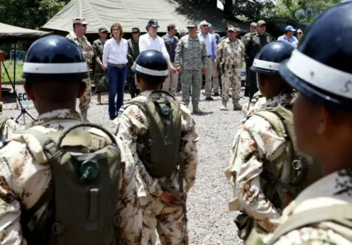 Observadores de la ONU en Colombia reunidos con las Farc y representantes del Gobierno. FOTO/EFE