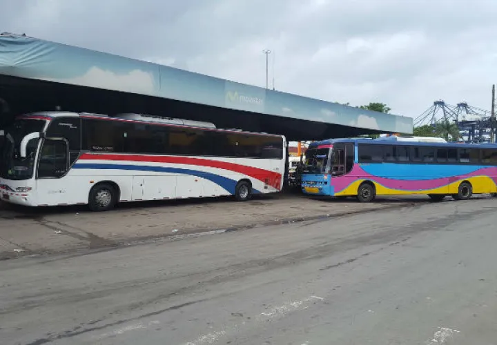 Los delincuentes se subieron al bus desde Colón. Foto: Delfia Cortez. 