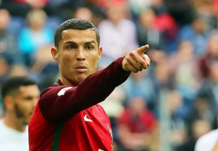 Cristiano Ronaldo fue sustituido ayer mediada la segunda parte por vez primera en casi cuatro años. /Foto EFE