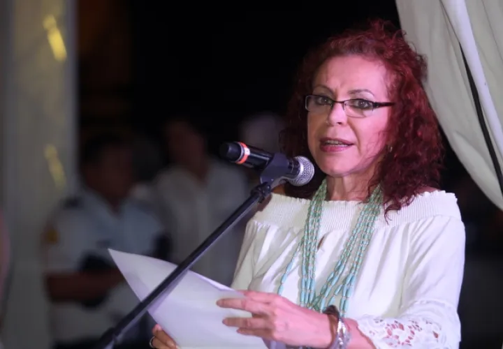 Priscilla Delgado, del Inac, a quien se le rindió homenaje.