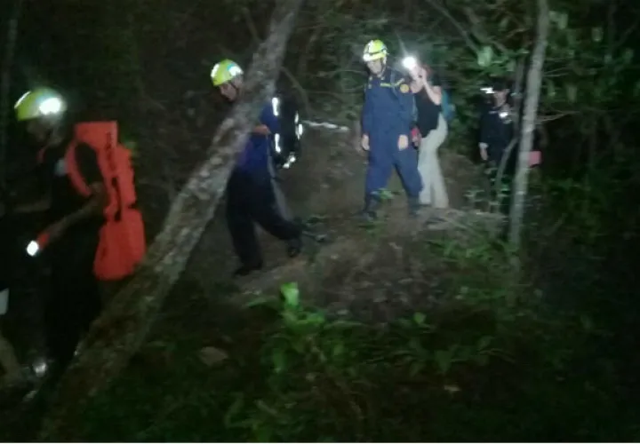 Por espacio de tres horas la Fuerza de Tarea Conjunta buscó a la turista francesa. Foto/Zenaida Vásquez