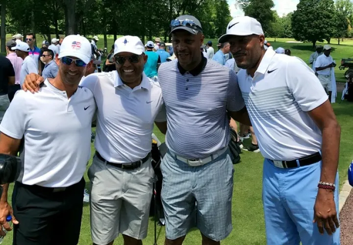 Posada y Rivera en un torneo de golf ayer.