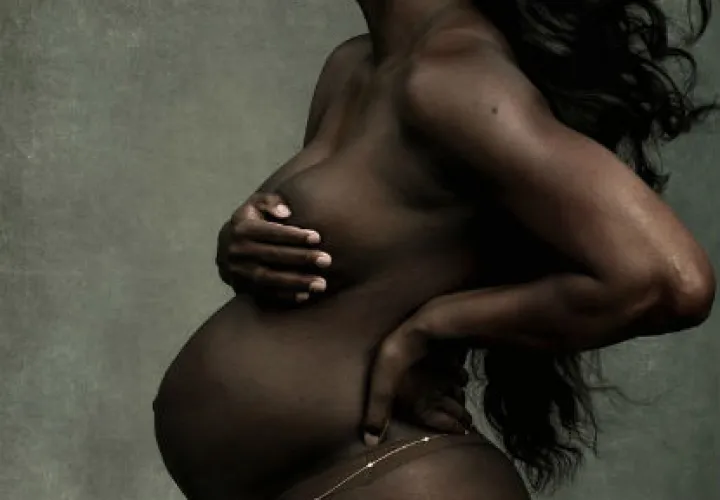 Así salió Serena Williams  en la portada de Vanity Fair./ Foto AP