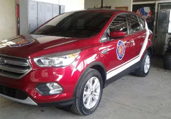 Este es el vehículo que los encargados de los bomberos de Bugaba no catalogan como lujoso. /Foto Cortesía