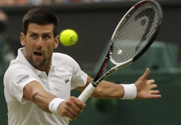 Novak ganó por  6-2, 7-6 (5) y 6-4.