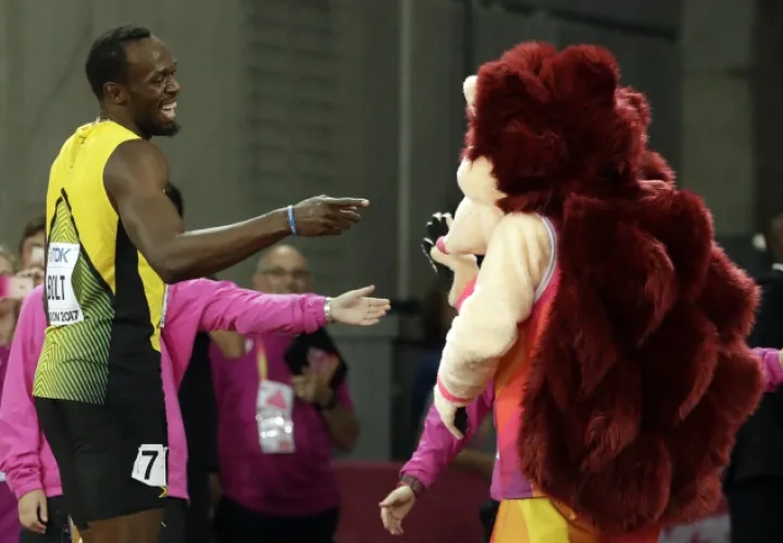 Bolt espera sellar su retiro con otras medallas doradas. AP