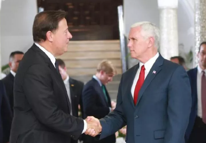 Juan Carlos Varela y Mike Pence concretaron el acuerdo. /Foto Cortesía