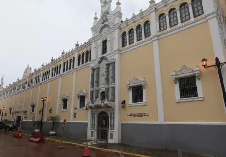 Edwin Torres se ha mostrado interesado en la vigencia de un tratado sobre delitos informáticos. /Foto Archivo