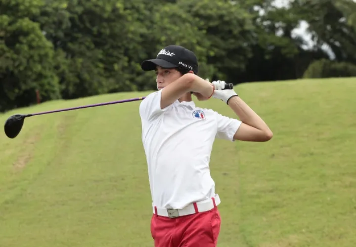 Samuel Rached embocó  siete "birdies" por tres "bogeys" en su ronda de ayer. /Foto Anayansi Gamez