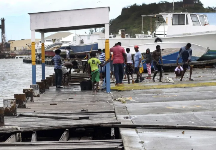 En Antigua y Barbuda, Irma destruyó, viviendas y toda clase de edificaciones. /Foto AP