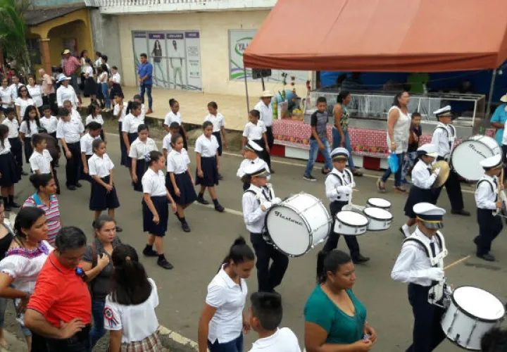 Los estudiantes se destacaron con sus interpretaciones. Fotos: Zenaida Vásquez. 