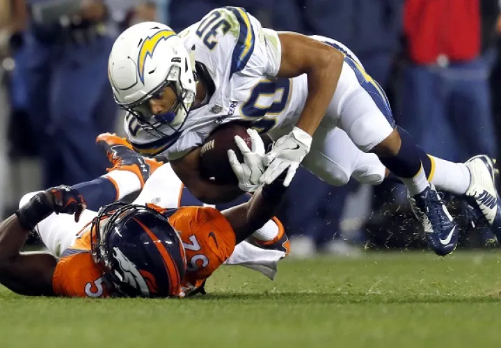 Los Broncos tomaron la delantera 34-7 hasta el último cuarto.