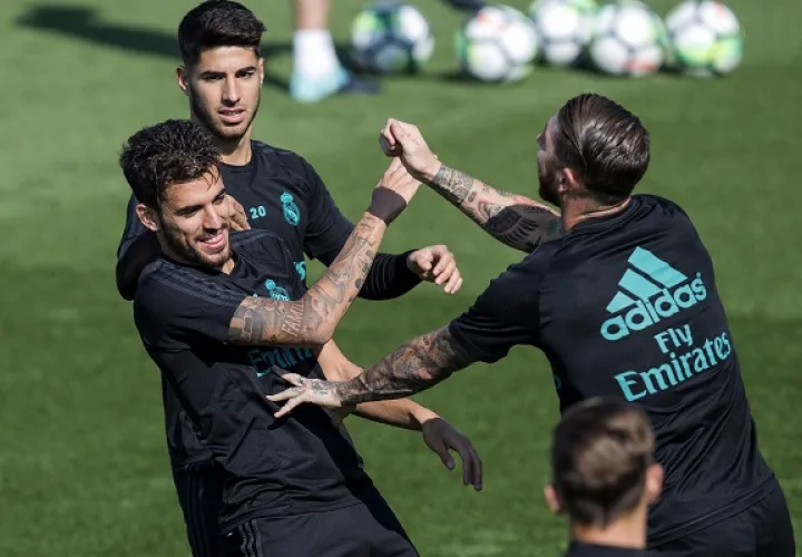 Real Madrid busca su primer triunfo en casa. 