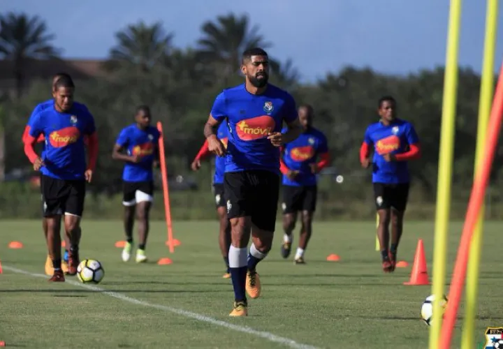 Gabriel 'Gavilán' Gómez en los entrenamientos del seleccionado panameño. /Foto Fepafut