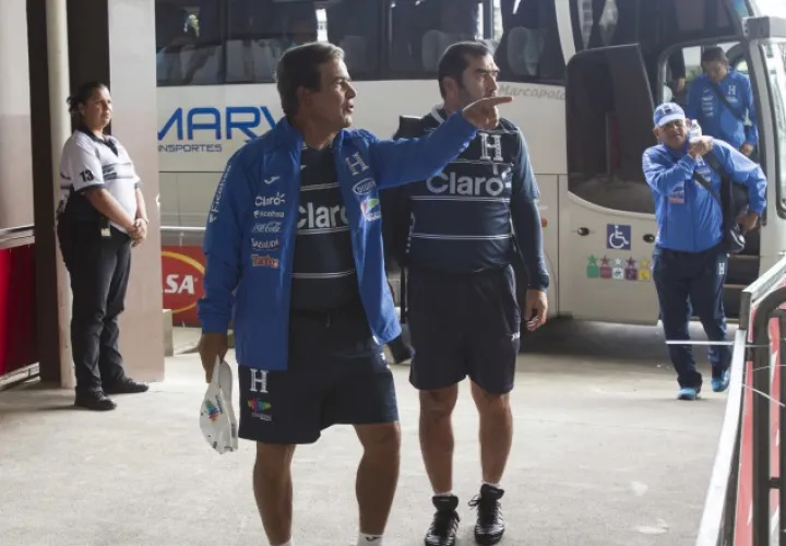 Jorge Luis Pinto a su llegada a Costa Rica. AP