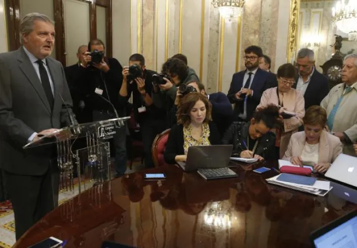 El ministro portavoz del Gobierno español, Íñigo Méndez de Vigo ante el Congreso de los Diputados. /Foto EFE