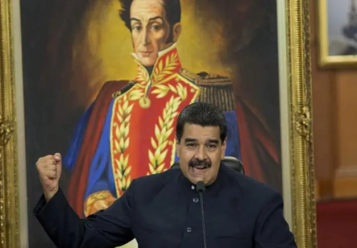 Según el presidente venezolano, Nicolás  Maduro, aplicará las medidas draconianas "a quien sea". /Foto AP/Archivo.