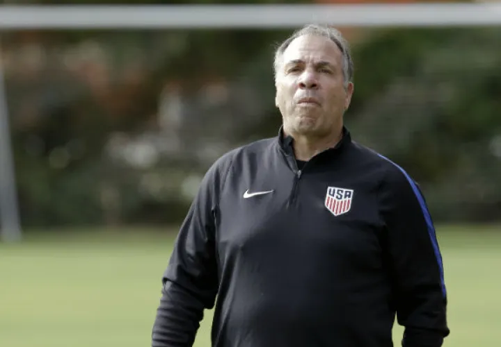 Entrenador de Estados Unidos, Bruce Arena. Foto/AP