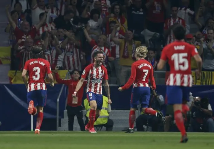Saúl vacunó al Barcelona con un tiro lejano. Foto AP