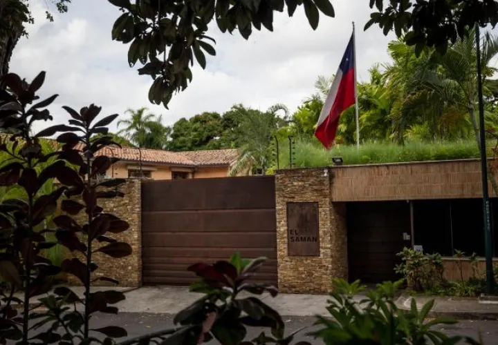 Vista externa de la Embajada de Chile en Caracas. /Foto EFE